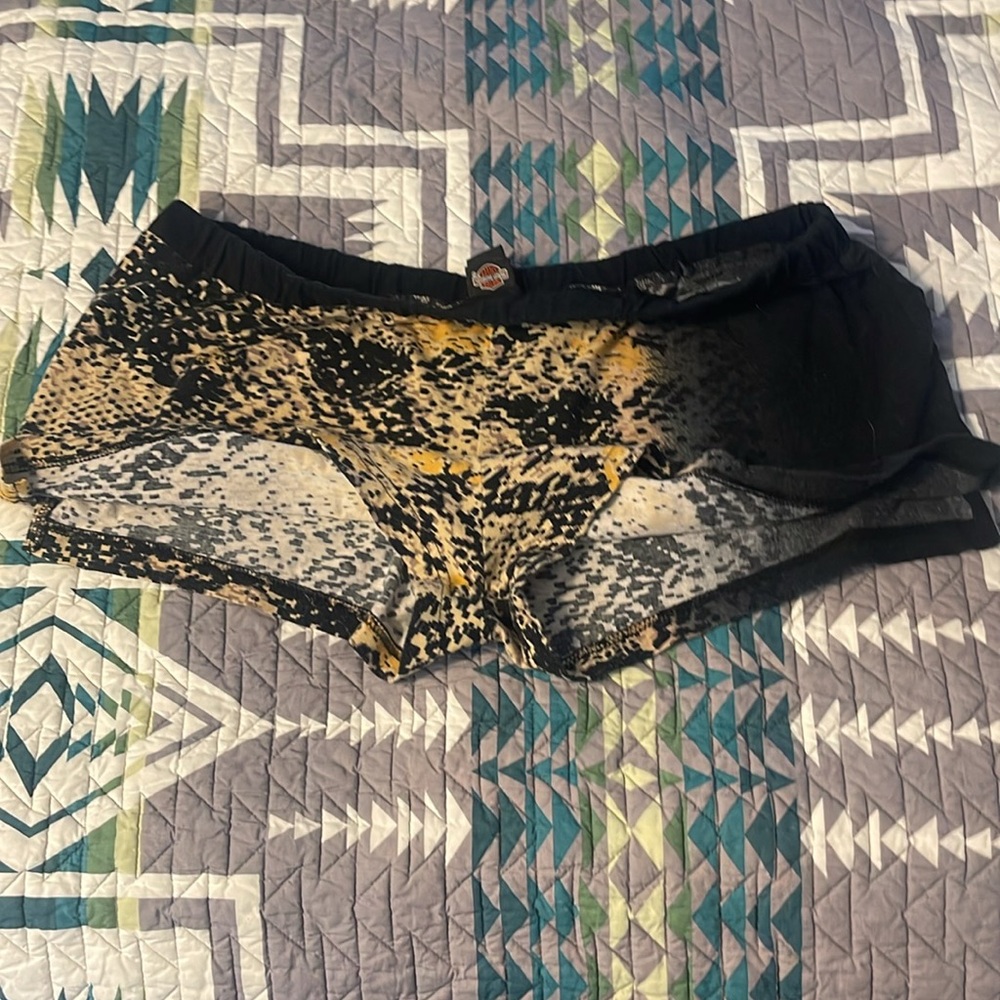 Harley-Davidson Black & Gold Animal Print Cami + Short Sleep Set - Picture 7 of 7